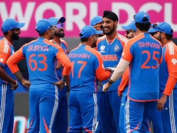 ഇന്ത്യൻ ക്രിക്കറ്റ് ടീം ഇന്ത്യൻ ക്രിക്കറ്റ് ടീം